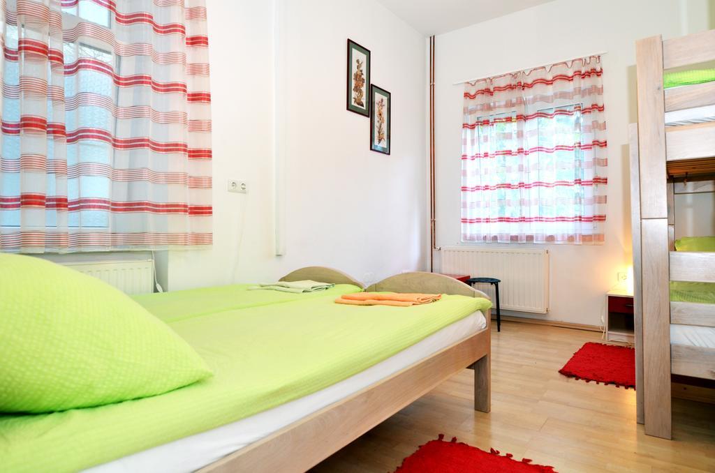 Hostel Temza Zagreb Quarto foto
